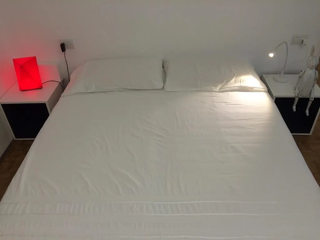 Apartment Quattroの連絡先